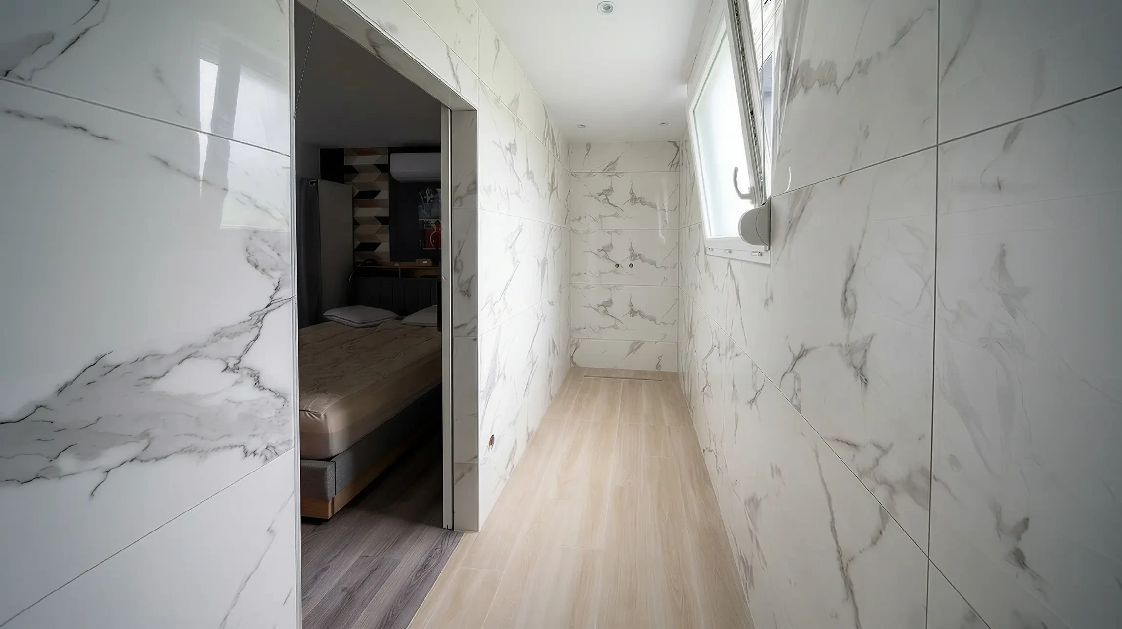 Int&eacute;rieur r&eacute;sidentiel avec installation de rev&ecirc;tement de sol